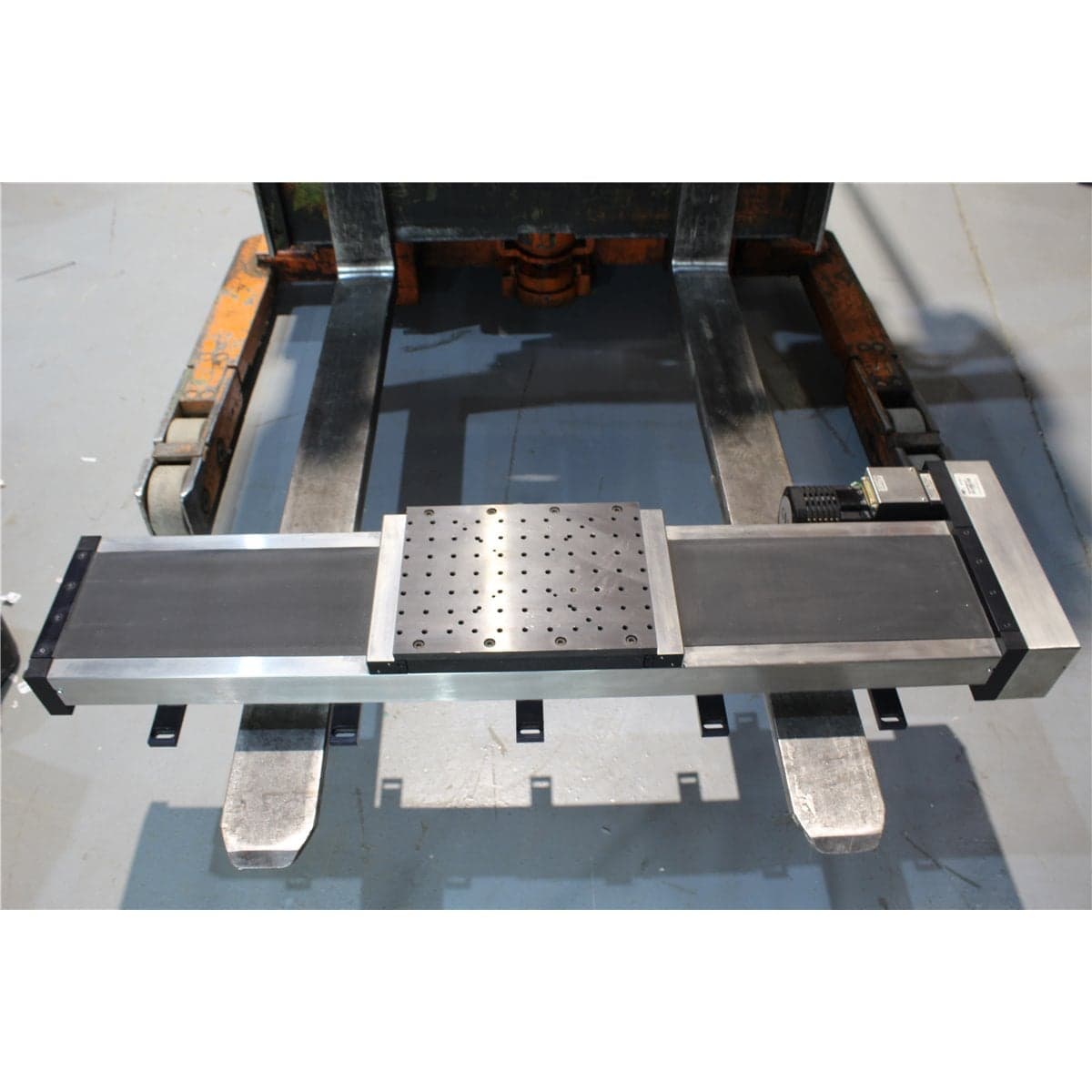 Newport TBM600PE10 Motorized Linear Translation Stage 600mm Travel